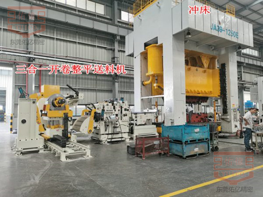 三合一开卷整平送料机在汽车零配件冲压中的作用分析